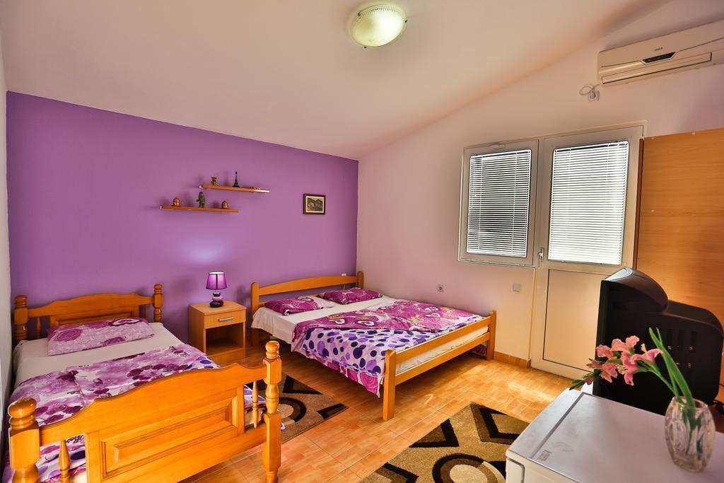 Apartments Vitic Sutomore Quarto foto